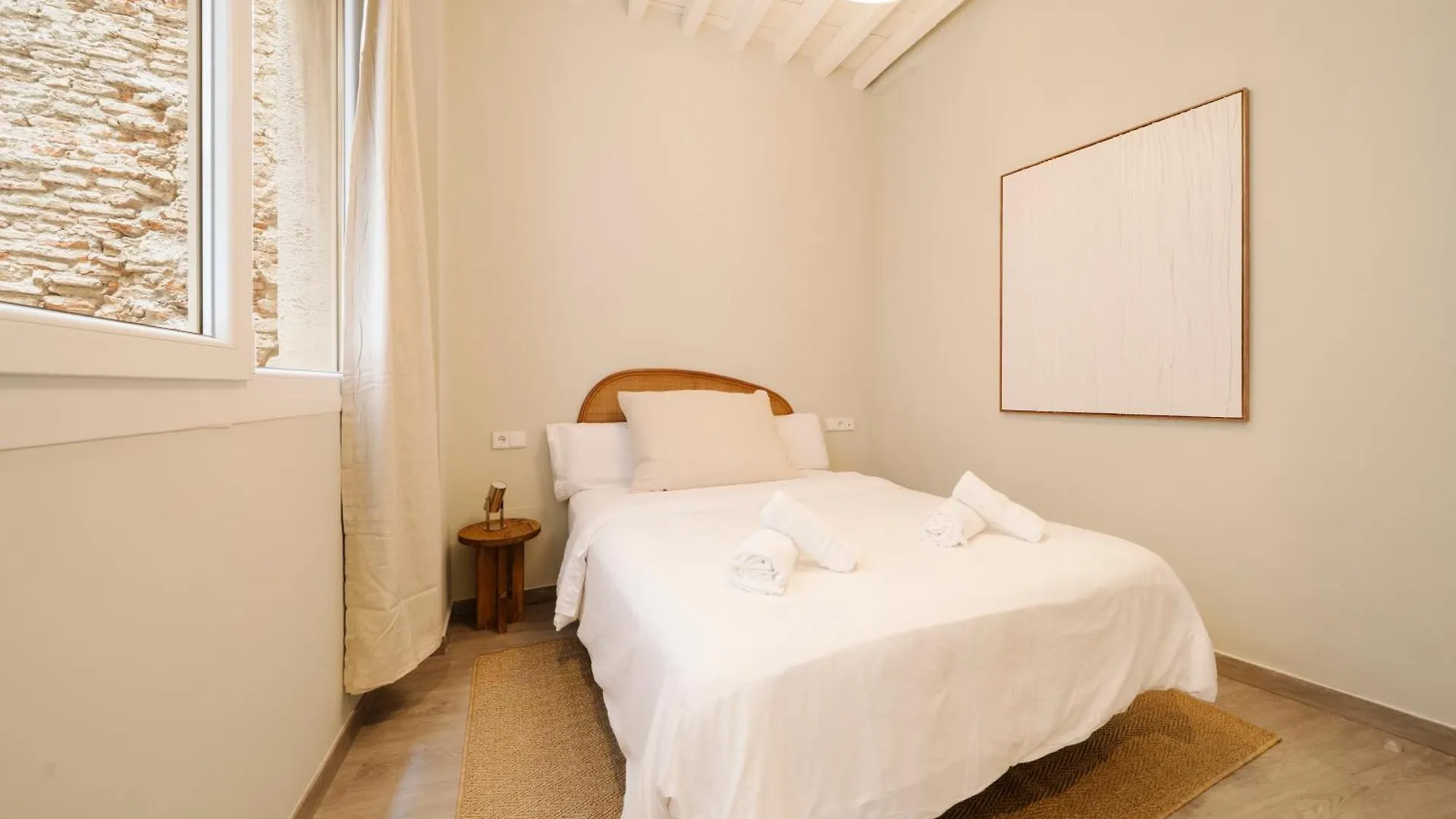 KHARooms Málaga Boutique Adults Recommended 3*,